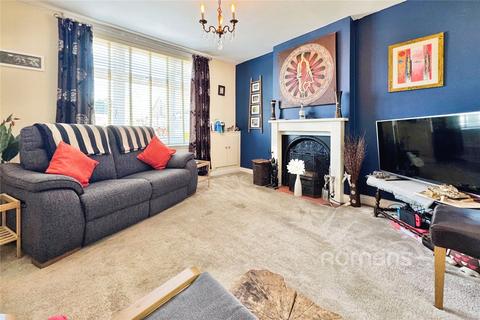 3 bedroom semi-detached house for sale, Yorktown Road, College Town, Sandhurst
