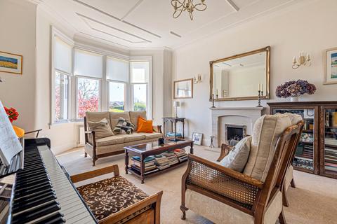 650 Clarkston Road, Glasgow, G44 3YS