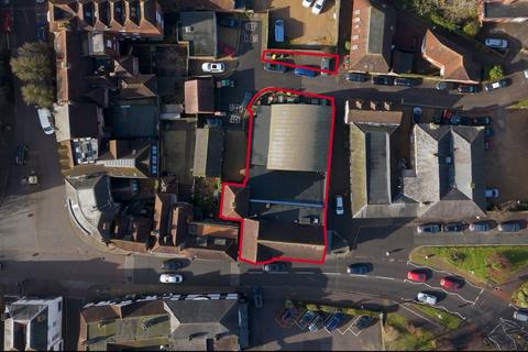 Bar and nightclub for sale, Folly Restaurant & Market, 10-12 College Street, Petersfield, Hampshire, GU31 4AD