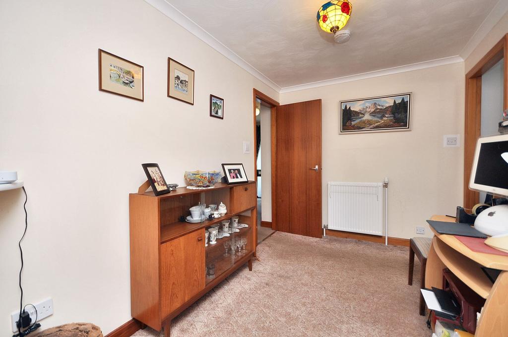 Dining room/ Office