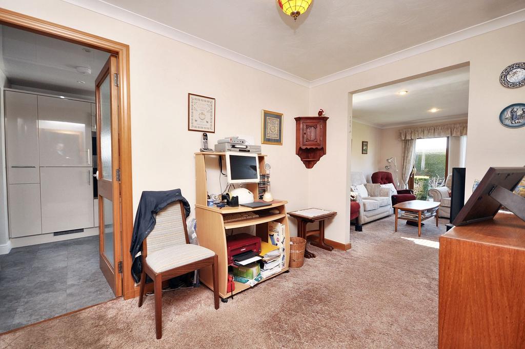 Dining room/ Office