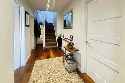 4 bedroom detached house for sale, Cannon Court Road, Berkshire SL6