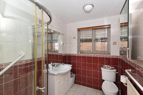 12 Beechwood, Knutsford, WA16 8AR