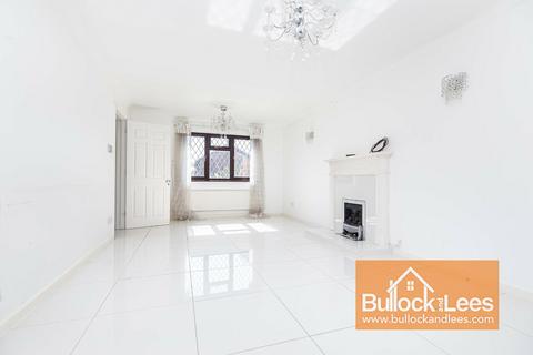 21 Elmgate Drive, Bournemouth, BH7 7EG