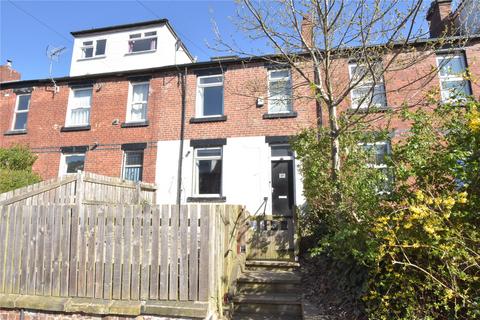10 Hall Grove, Leeds, LS6 1NT