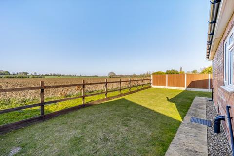 3 bedroom bungalow for sale, Fieldside, Mareham-le-Fen, Boston, Lincolnshire, PE22