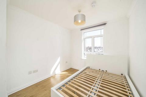 1 bedroom flat to rent, Streatham Hill, London SW2