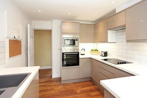 undefined, Dallamoor, Hollinswood, Telford, Shropshire, TF3