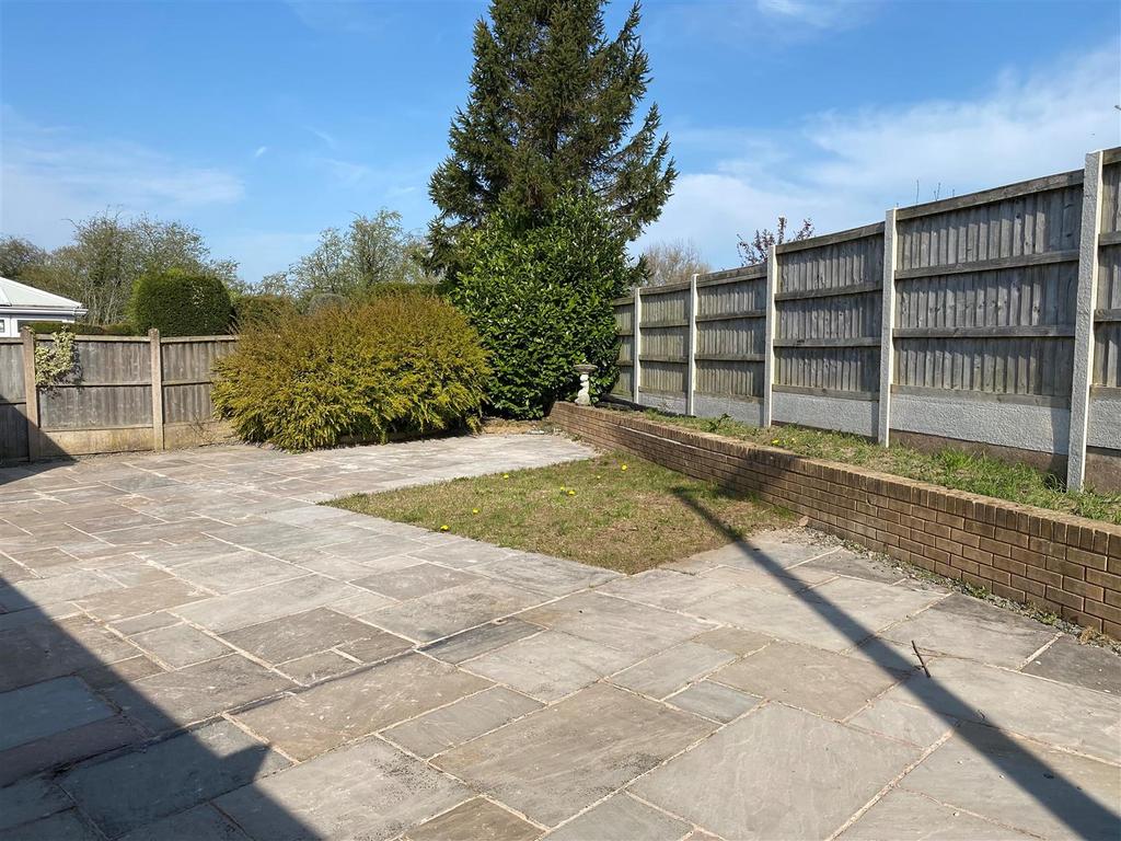Garden 2.jpg