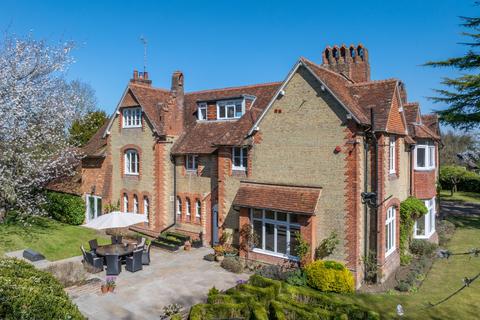 undefined, Rectory Drive, Waddesdon, Aylesbury, Buckinghamshire, HP18