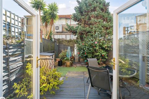2 bedroom terraced house for sale, Westbury Street, Swansea