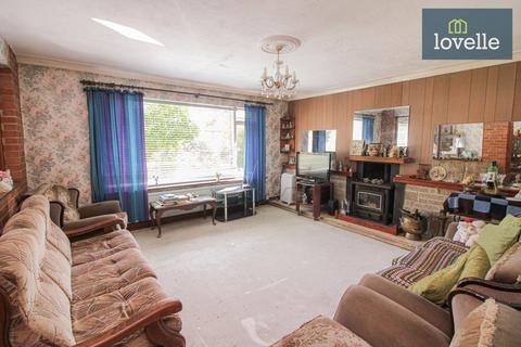 3 bedroom detached bungalow for sale, Church End, North Somercotes LN11