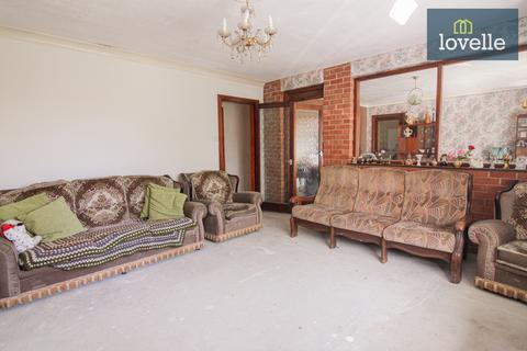 3 bedroom detached bungalow for sale, Church End, North Somercotes LN11