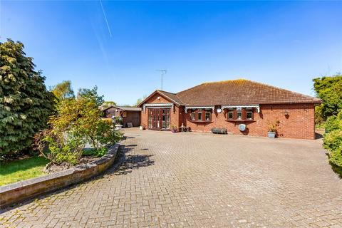 3 bedroom detached bungalow for sale, Meadow Way, Wickford, Essex, SS12