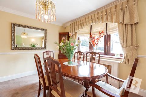 3 bedroom detached bungalow for sale, Meadow Way, Wickford, Essex, SS12