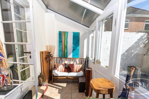 undefined, STYLISH Detached House CASTLE RD WINTON