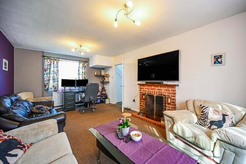 3 bedroom semi-detached house for sale, Selling, Faversham, Kent, ME13