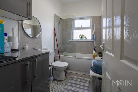 3 bedroom block of apartments for sale, Halstead Street, Leicester LE5