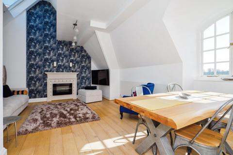 2 bedroom apartment for sale, Dover CT15