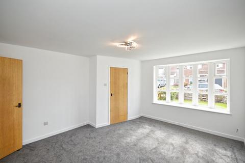 15 Smythe Croft, Bristol, BS14 0UB