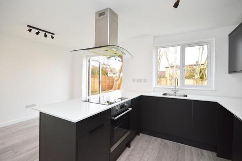 15 Smythe Croft, Bristol, BS14 0UB