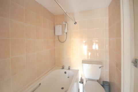 Studio to rent, Kimberley Avenue Nunhead SE15