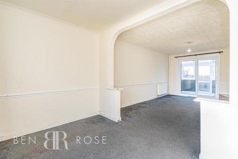25 Coniston Road, Chorley, PR7 2JA