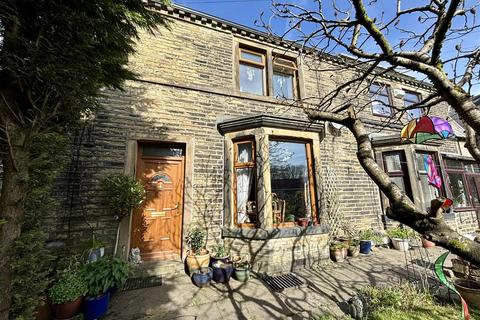 Catherine Slack, Bradford BD13
