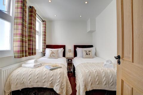 4 bedroom flat to rent, Trafalgar Street, Brighton