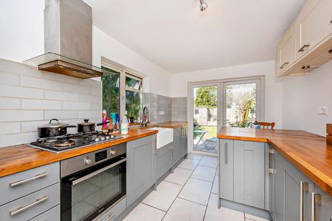 93 Livingstone Road, Thornton Heath, CR7 8JY