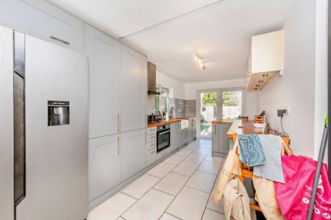 93 Livingstone Road, Thornton Heath, CR7 8JY