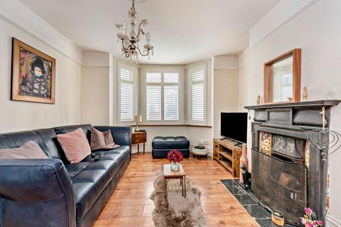93 Livingstone Road, Thornton Heath, CR7 8JY