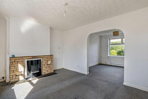 8 Mostyn Gardens, Parkgate, Neston, CH64 6SS