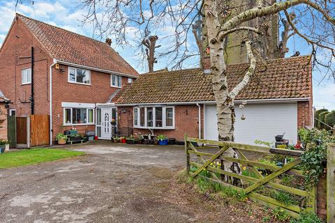 4 bedroom detached house for sale, ARNOLD LANE, GEDLING NG4