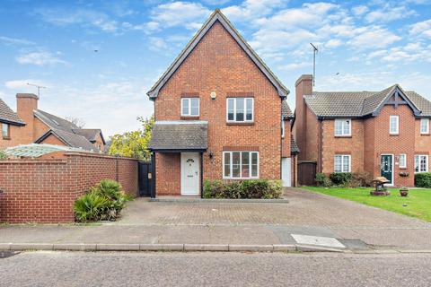 4 bedroom detached house for sale, LINCOLN WAY, RAYLEIGH SS6