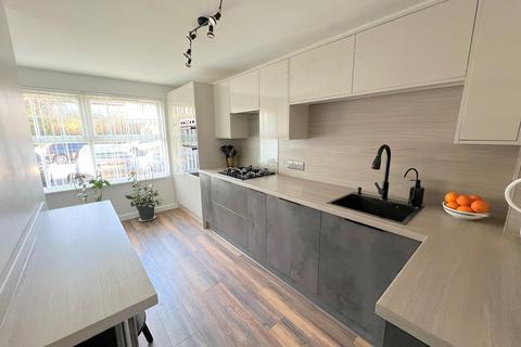 undefined, Knighton Park, Sea Road, Barton On Sea, New Milton, Hampshire. BH25 7PG