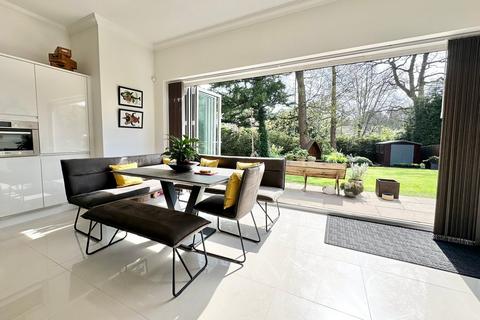 1 Brompton Close, Camberley, GU15 2NL