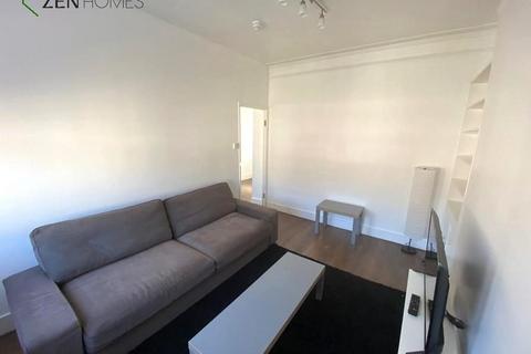2 bedroom flat to rent, London W9