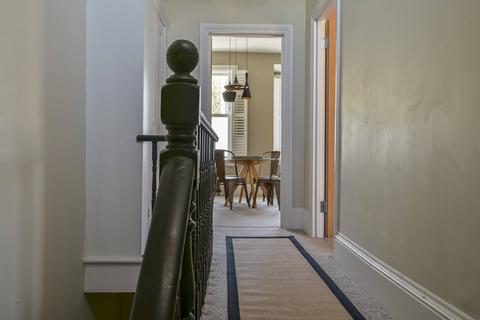 3a Lebanon Road, London, SW18 1RE