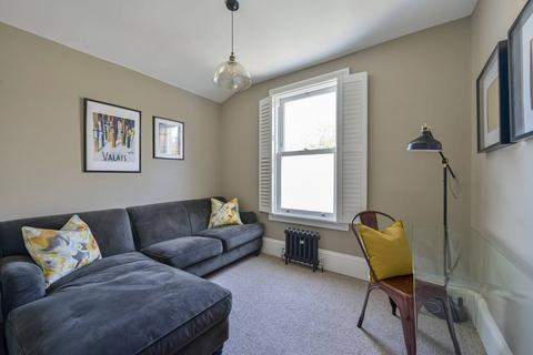 3a Lebanon Road, London, SW18 1RE