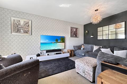 7 Alwin Close, St Erme, Truro, TR4 9FX