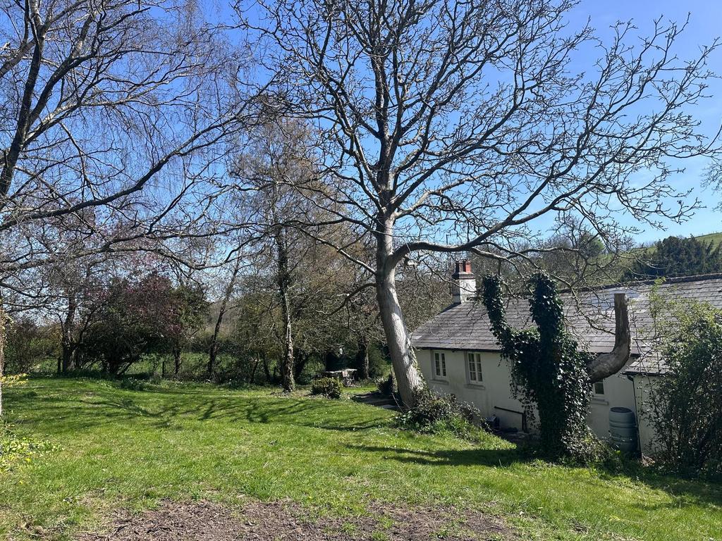 3 Bedroom Bungalow for let