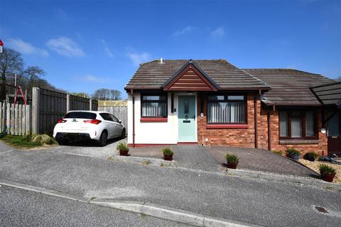 2 bedroom bungalow for sale, Mabe Burnthouse, Penryn TR10