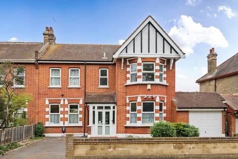 4 bedroom semi-detached house for sale, Aldersbrook Road, London E12