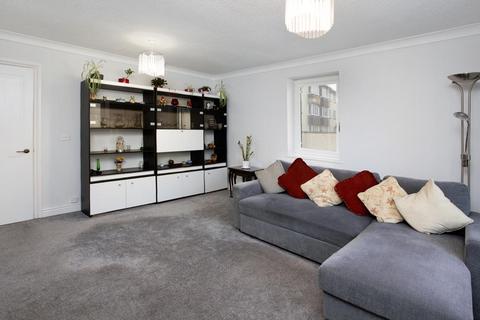1 bedroom flat for sale, Leander Court, Strand, Teignmouth, TQ14 8AQ
