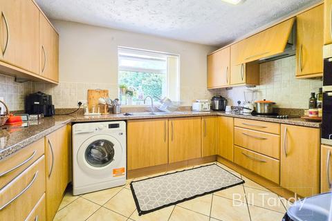 2 bedroom detached bungalow for sale, Hillmorton Road, Sutton Coldfield, B74