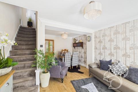 5 Centaury Close, Stanway, Colchester, CO3 0SF