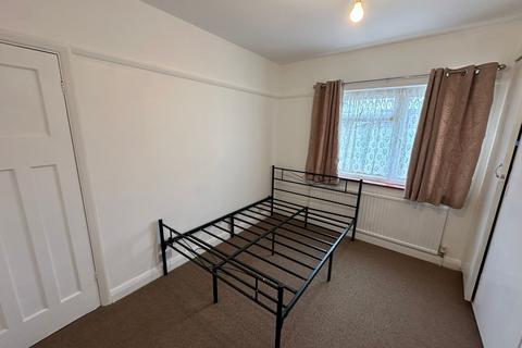 undefined, Bear Road, Feltham TW13