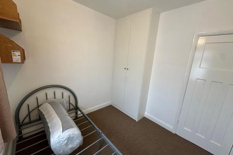 undefined, Bear Road, Feltham TW13