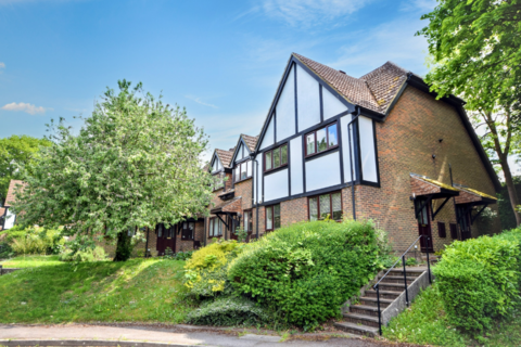 2 bedroom end of terrace house to rent, Broad Ha'penny, Boundstone, FARNHAM, GU10